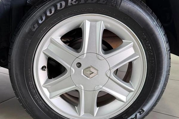 imagem-https://www.socarrao.com.br/sc-vehicle-images-prod/2991213/1787929802794-8271839_11_B_fde8f647b6.jpeg