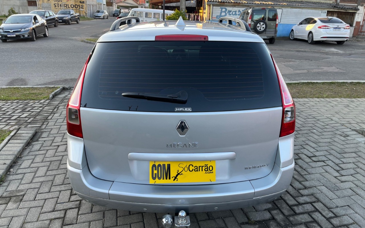 imagem-https://www.socarrao.com.br/sc-vehicle-images-prod/2991226/1785605659421-V2hhdHNBcHAgSW1hZ2UgMjAyNi0wOC0wMSBhdCAxNC4xMy41NSAoMSkuanBlZw.jpeg