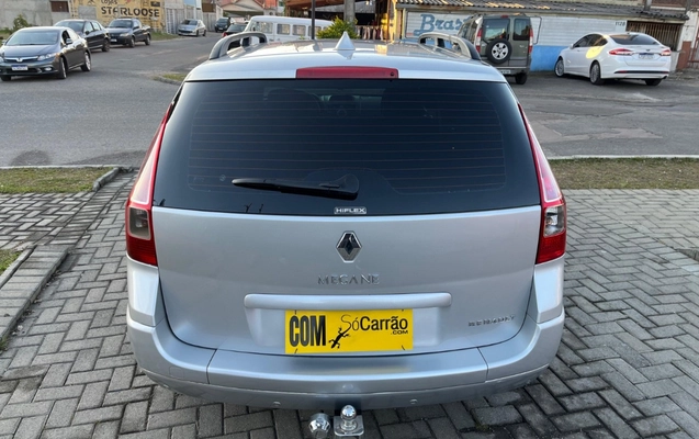 imagem-https://www.socarrao.com.br/sc-vehicle-images-prod/2991226/1785605659421-V2hhdHNBcHAgSW1hZ2UgMjAyNi0wOC0wMSBhdCAxNC4xMy41NSAoMSkuanBlZw.jpeg