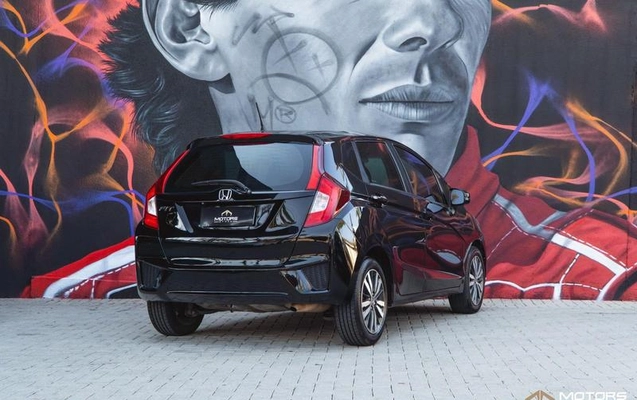imagem-https://www.socarrao.com.br/sc-vehicle-images-prod/2991574/1786477560985-8321599_0_B_d24b26f992.jpeg