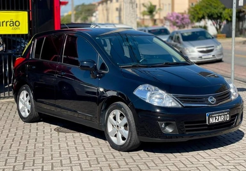 Nissan TIIDA 2012 Preto — foto 1 de 3