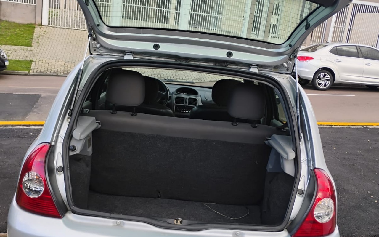 imagem-https://www.socarrao.com.br/sc-vehicle-images-prod/2991671/1785608122661-V2hhdHNBcHAgSW1hZ2UgMjAyNi0wNy0yMyBhdCAxNS4zOS4wMCAoMSkuanBlZw.jpeg