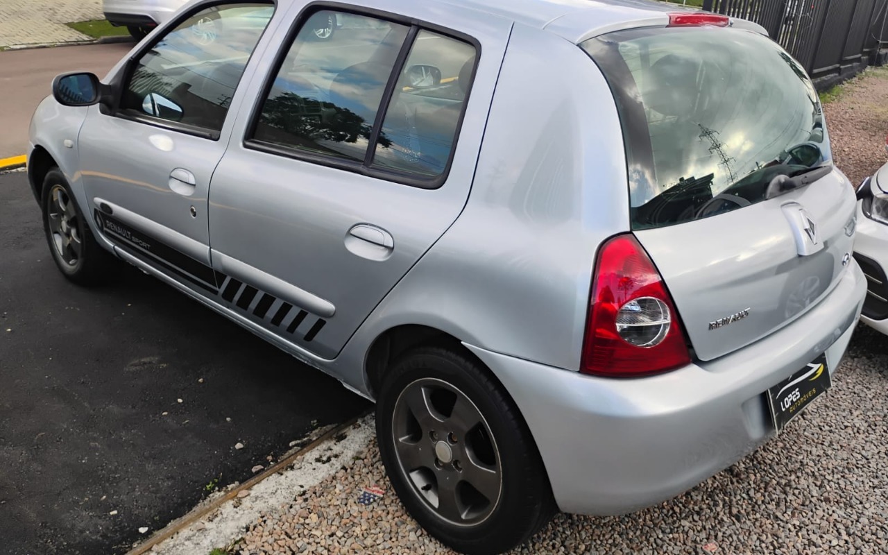 imagem-https://www.socarrao.com.br/sc-vehicle-images-prod/2991671/1785608122959-V2hhdHNBcHAgSW1hZ2UgMjAyNi0wNy0yMyBhdCAxNS4zOS4wMSAoMykuanBlZw.jpeg