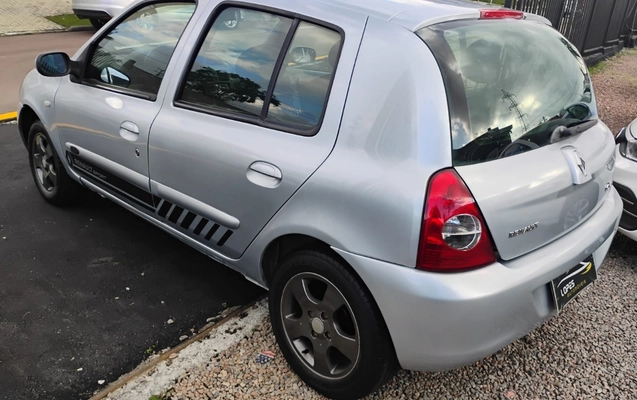 imagem-https://www.socarrao.com.br/sc-vehicle-images-prod/2991671/1785608122959-V2hhdHNBcHAgSW1hZ2UgMjAyNi0wNy0yMyBhdCAxNS4zOS4wMSAoMykuanBlZw.jpeg