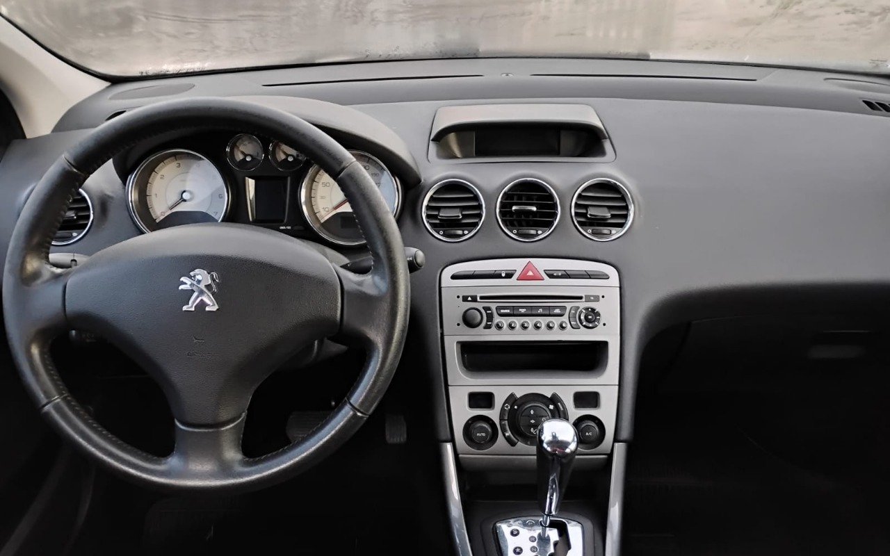 imagem-https://www.socarrao.com.br/sc-vehicle-images-prod/2991692/1785608947316-V2hhdHNBcHAgSW1hZ2UgMjAyNi0wNS0yOCBhdCAxNy4yNS4yOSAoMykuanBlZw.jpeg