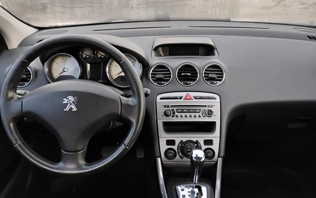 imagem-https://www.socarrao.com.br/sc-vehicle-images-prod/2991692/1785608947316-V2hhdHNBcHAgSW1hZ2UgMjAyNi0wNS0yOCBhdCAxNy4yNS4yOSAoMykuanBlZw.jpeg
