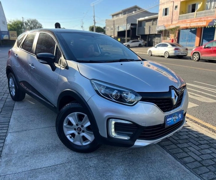Renault Captur 2020 Prata — foto 1 de 3