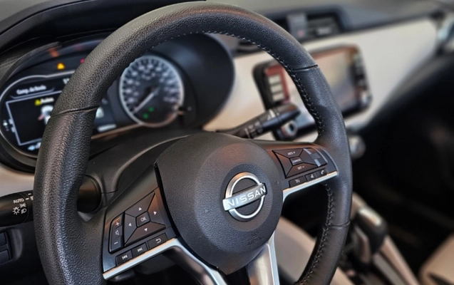 imagem-https://www.socarrao.com.br/sc-vehicle-images-prod/2991776/1788989068818-x01MPLKL0QBzPwLyl8GqizyxLjW4pZIx.jpg