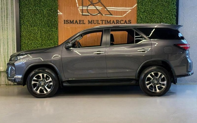 imagem-https://www.socarrao.com.br/sc-vehicle-images-prod/2991788/1788277734550-8336506_18_B_67368cc889.jpeg