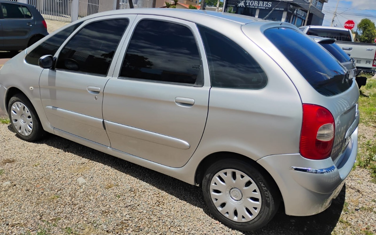 imagem-https://www.socarrao.com.br/sc-vehicle-images-prod/2991795/1785611405025-V2hhdHNBcHAgSW1hZ2UgMjAyNi0wMS0xOSBhdCAxMS4zOS4zNy5qcGVn.jpeg