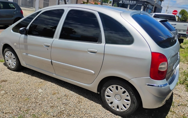 imagem-https://www.socarrao.com.br/sc-vehicle-images-prod/2991795/1785611405025-V2hhdHNBcHAgSW1hZ2UgMjAyNi0wMS0xOSBhdCAxMS4zOS4zNy5qcGVn.jpeg