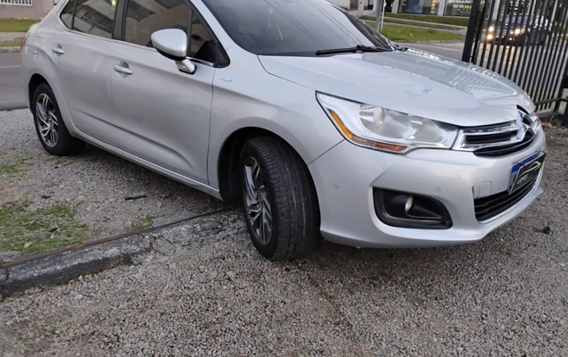 imagem-https://www.socarrao.com.br/sc-vehicle-images-prod/2991798/1785611648901-V2hhdHNBcHAgSW1hZ2UgMjAyNi0wNi0xOSBhdCAxOC4zMS4xOSAoMikuanBlZw.jpeg