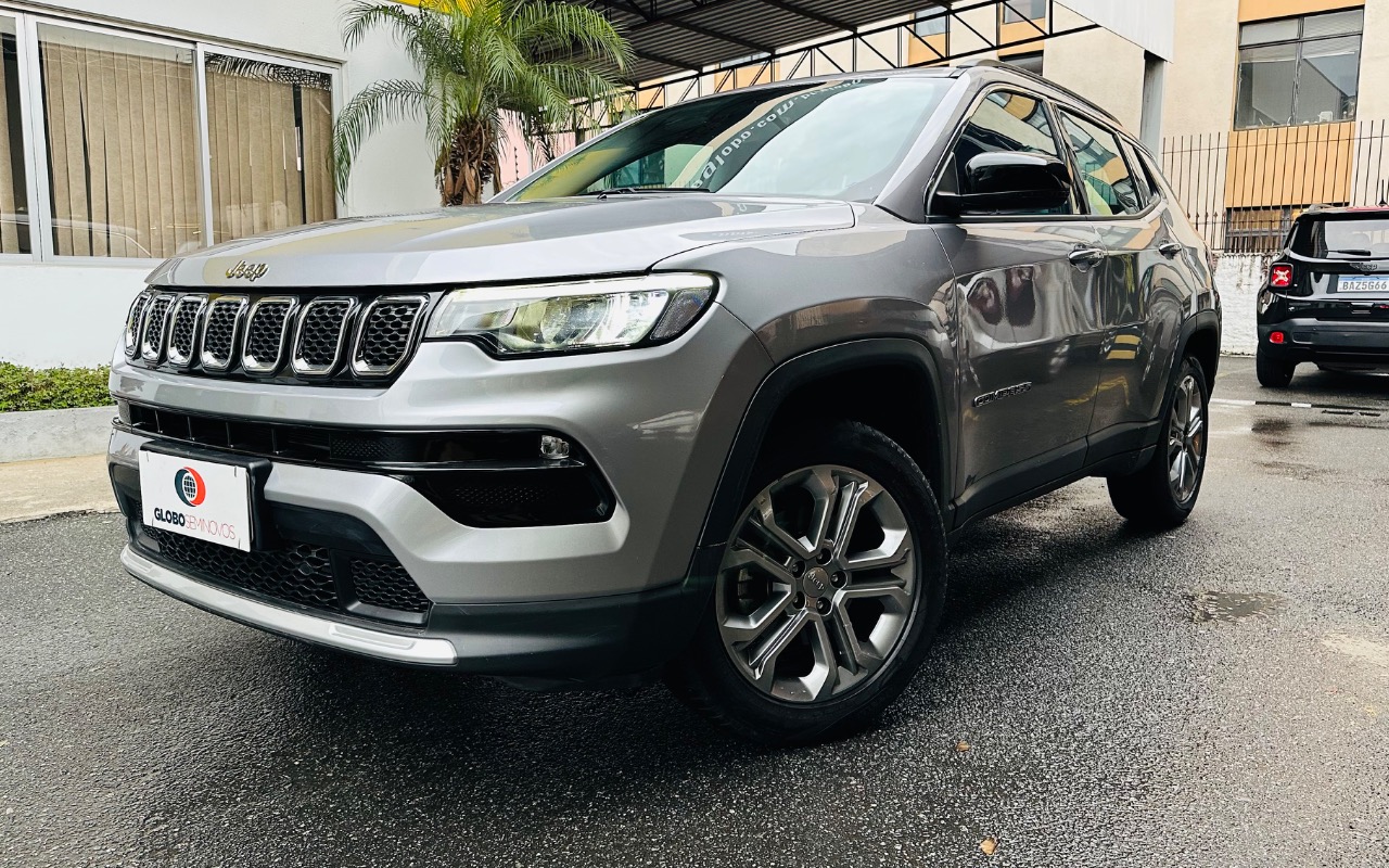 Jeep Compass 2022 Cinza — foto 1 de 3