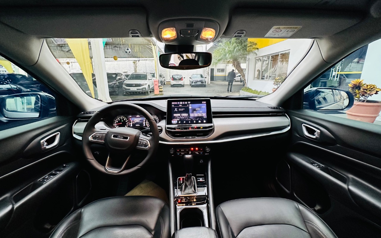 imagem-https://www.socarrao.com.br/sc-vehicle-images-prod/2991803/1785611767198-SU1HXzg0OTAuanBlZw.jpeg