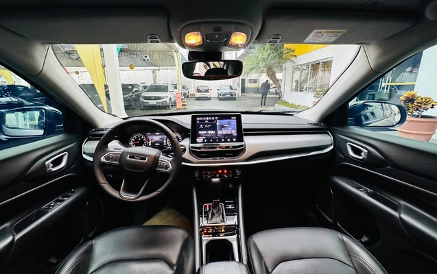 imagem-https://www.socarrao.com.br/sc-vehicle-images-prod/2991803/1785611767198-SU1HXzg0OTAuanBlZw.jpeg