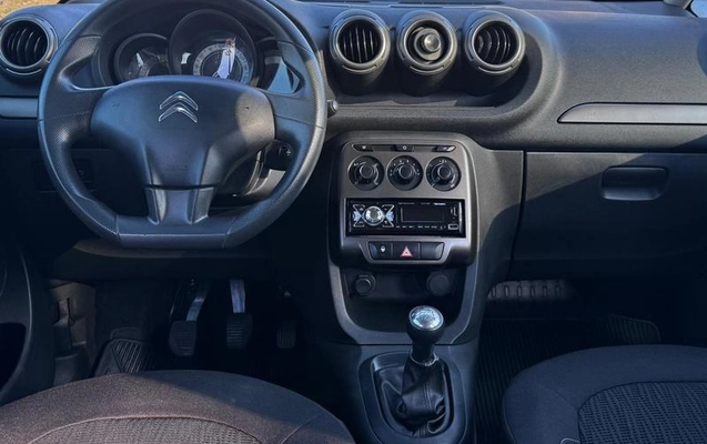 imagem-https://www.socarrao.com.br/sc-vehicle-images-prod/2991805/1787841030891-8332752_9_B_196d95da0b.jpeg