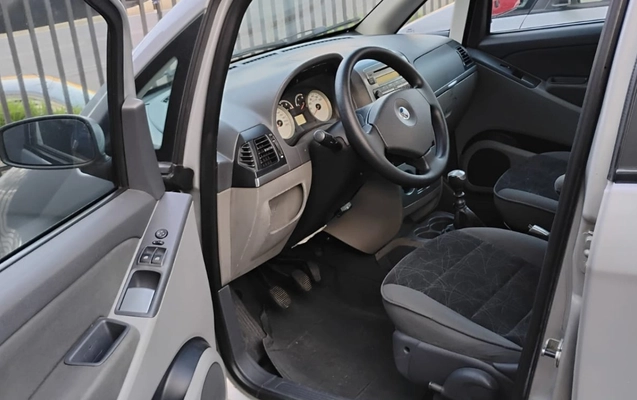 imagem-https://www.socarrao.com.br/sc-vehicle-images-prod/2991807/1785612137827-V2hhdHNBcHAgSW1hZ2UgMjAyNi0wNS0zMCBhdCAxNy4xMi4xOCAoMSkuanBlZw.jpeg