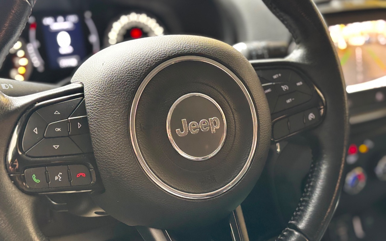 imagem-https://www.socarrao.com.br/sc-vehicle-images-prod/2991828/1785613329304-OTc1ZjVlYTQtMDMzNS00NmM4LWIwYjUtZjUzNzNhNTEwNDViLmpwZWc.jpeg