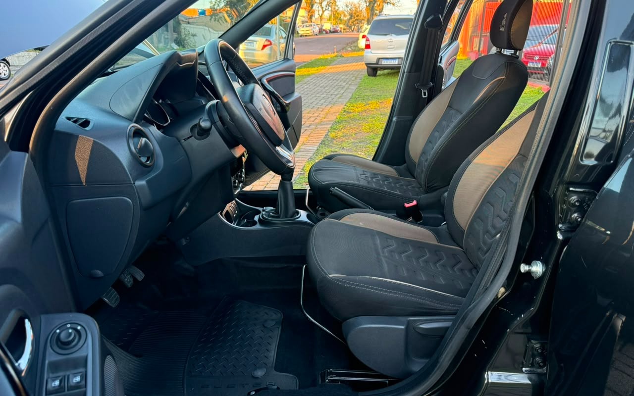 imagem-https://www.socarrao.com.br/sc-vehicle-images-prod/2991830/1785613472821-V2hhdHNBcHAgSW1hZ2UgMjAyNi0wOC0wMSBhdCAxNS4zMi4xMyAoNCkuanBlZw.jpeg