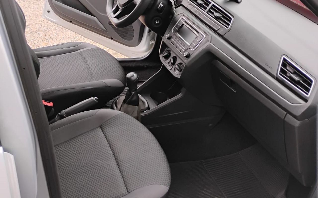 imagem-https://www.socarrao.com.br/sc-vehicle-images-prod/2991906/1785615652417-V2hhdHNBcHAgSW1hZ2UgMjAyNi0wNi0yNCBhdCAxMS4zMy4wNC5qcGVn.jpeg