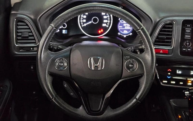 imagem-https://www.socarrao.com.br/sc-vehicle-images-prod/2991954/1785862234159-8340492_13_B_f50e13d8d4.jpeg