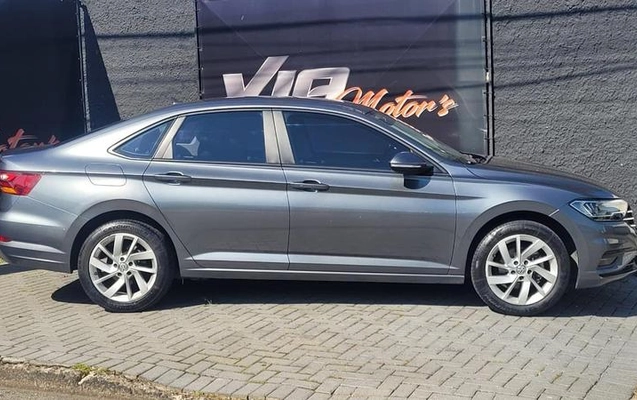 imagem-https://www.socarrao.com.br/sc-vehicle-images-prod/2991972/1786977148071-8340747_13_B_c1c3e6e275.jpeg