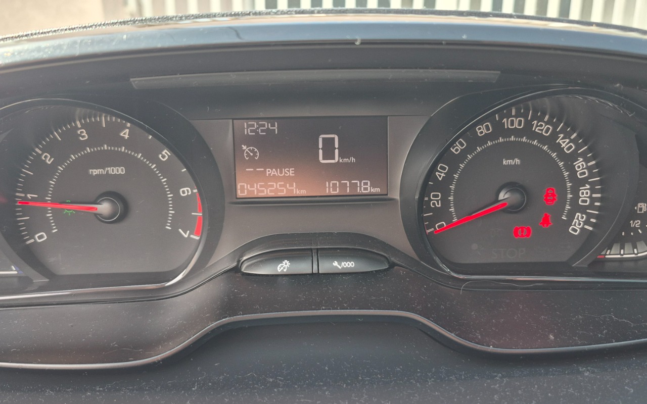 imagem-https://www.socarrao.com.br/sc-vehicle-images-prod/2992139/1785684681040-MTc4NTY4NDQ4MDE2OTI1NjUxMzA1MTY2ODIwOTY4NTIuanBn.jpg