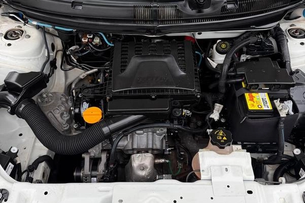 imagem-https://www.socarrao.com.br/sc-vehicle-images-prod/3000210/1785705602897-8339515_11_B_bb612eb954.jpeg