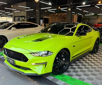 Ford Mustang 2020 Verde — foto 1 de 3