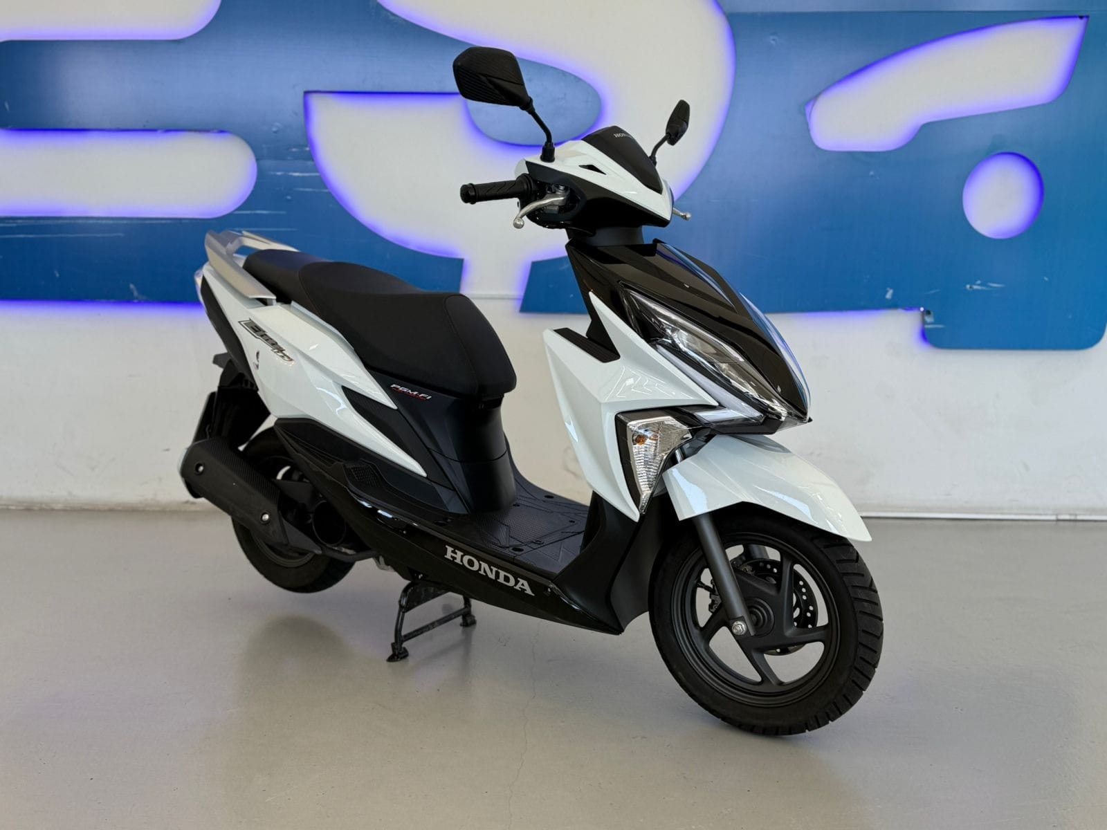 Honda ELITE 125  na cor Branco em Curitiba / PR - 30012