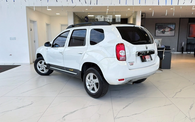imagem-https://www.socarrao.com.br/sc-vehicle-images-prod/3001400/1785884587756-91053d4463b146448e5cb56b93674018_1785883613590.jpg