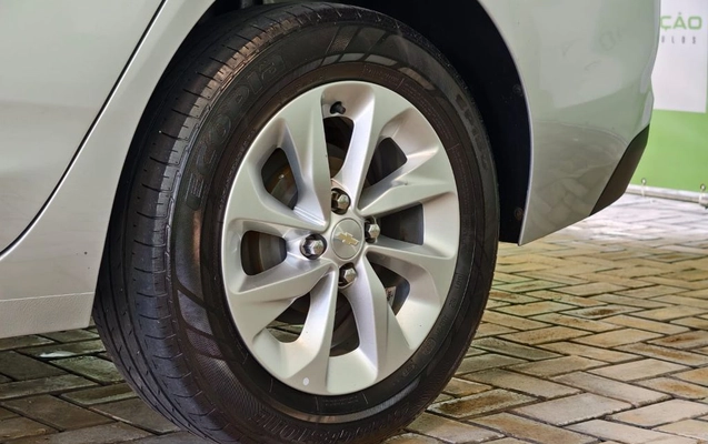 imagem-https://www.socarrao.com.br/sc-vehicle-images-prod/3002709/1789579557053-gb-a1c34a6.jpeg