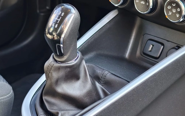 imagem-https://www.socarrao.com.br/sc-vehicle-images-prod/3002709/1789579557065-gb-8bb7eec.jpeg