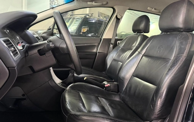 imagem-https://www.socarrao.com.br/sc-vehicle-images-prod/3009496/1789755878617-gb-2a38df6.jpeg