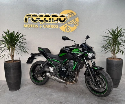 Kawasaki Z 650 2022 Verde — foto 1 de 3