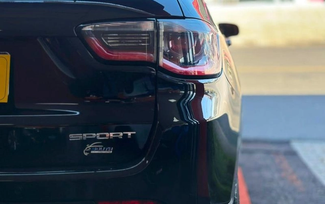 imagem-https://www.socarrao.com.br/sc-vehicle-images-prod/3010466/1789394799142-8338258_13_B_52ed0b7fdb.jpeg