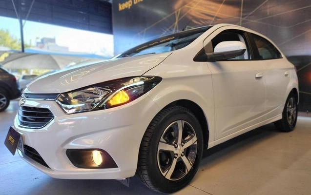 imagem-https://www.socarrao.com.br/sc-vehicle-images-prod/3010495/1789588307860-8270901_18_B_b34537c425.jpeg