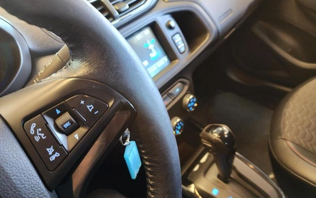 imagem-https://www.socarrao.com.br/sc-vehicle-images-prod/3010495/1789588307879-8270901_10_B_f85d59aefb.jpeg