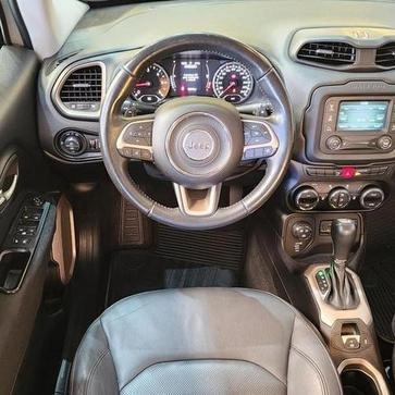 imagem-https://www.socarrao.com.br/sc-vehicle-images-prod/3010598/1785863449952-8327845_23_B_43c3925032.jpeg