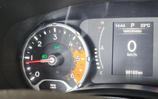imagem-https://www.socarrao.com.br/sc-vehicle-images-prod/3010598/1785863449957-8327845_8_B_be0fcd1ce2.jpeg