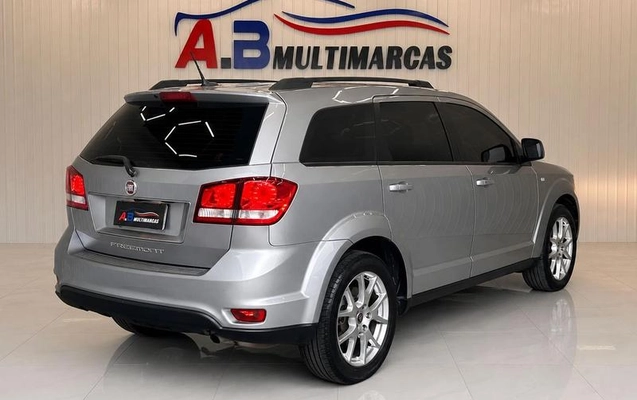 imagem-https://www.socarrao.com.br/sc-vehicle-images-prod/3010780/1788188583012-8331855_3_B_681ba5f221.jpeg