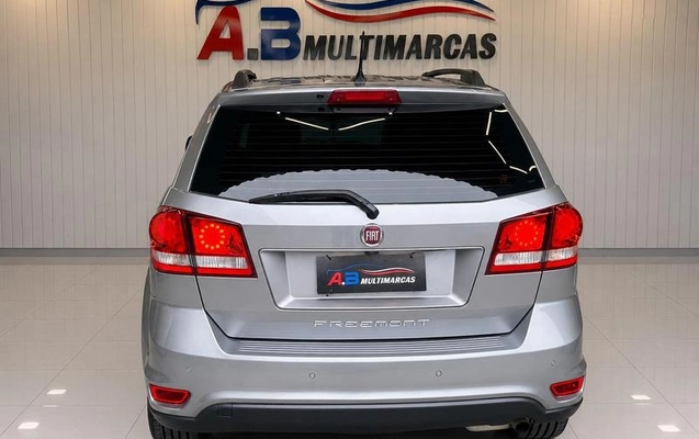 imagem-https://www.socarrao.com.br/sc-vehicle-images-prod/3010780/1788188583012-8331855_9_B_9ac033a081.jpeg