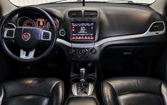 imagem-https://www.socarrao.com.br/sc-vehicle-images-prod/3010780/1788188583033-8331855_13_B_cb04b97cf4.jpeg