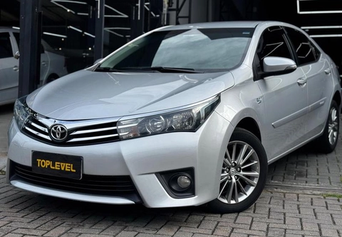Toyota Corolla 2016 Prata — foto 1 de 3