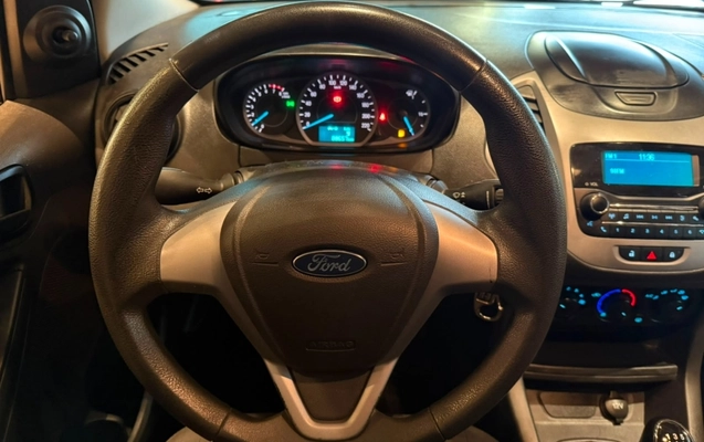 imagem-https://www.socarrao.com.br/sc-vehicle-images-prod/3010851/1785760565447-TDq8XtDHHE2hhjwe8lBhGxldGSssyBJ7.jpg