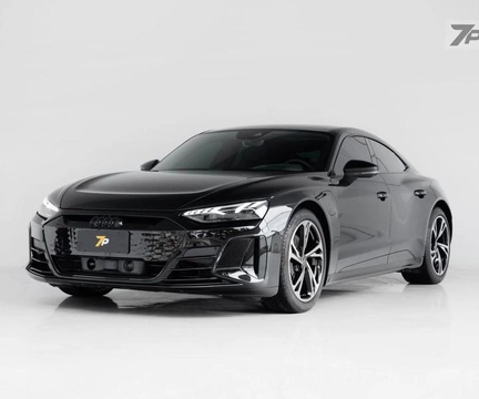 Audi E-Tron (Elétrico) 2024 Preto — foto 1 de 3