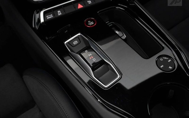 imagem-https://www.socarrao.com.br/sc-vehicle-images-prod/3010861/1789410729107-7241045_7_B_654a587471.jpeg