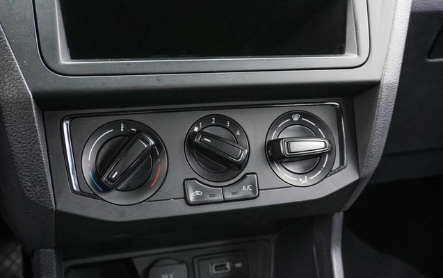 imagem-https://www.socarrao.com.br/sc-vehicle-images-prod/3010967/1788179891463-8306614_11_B_45c7061d97.jpeg