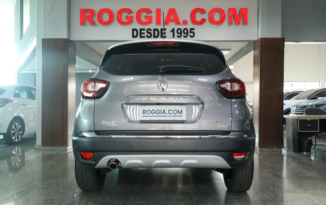 imagem-https://www.socarrao.com.br/sc-vehicle-images-prod/3011212/1789054578261-762fab2e-f80c-4138-ac87-22fa7672dc48.jpg
