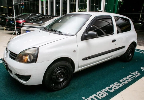 Renault Clio Hi-Flex 1.0 16V 3p 2011 Branco — foto 1 de 3